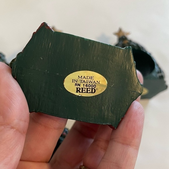 Holiday Christmas Napkin Rings Green Tree Set Of 6 Plastic Marked Reed Star Top - Picture 4 of 6